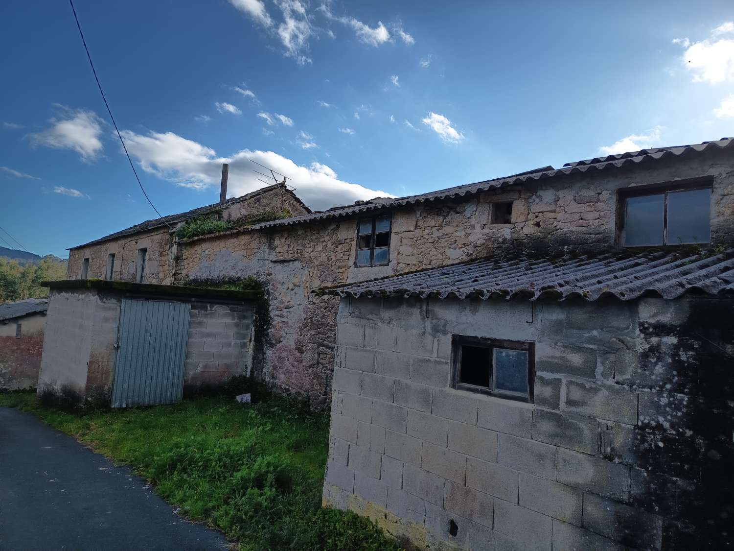 Prodáváme exkluzivně v Ambroa, Irixoa