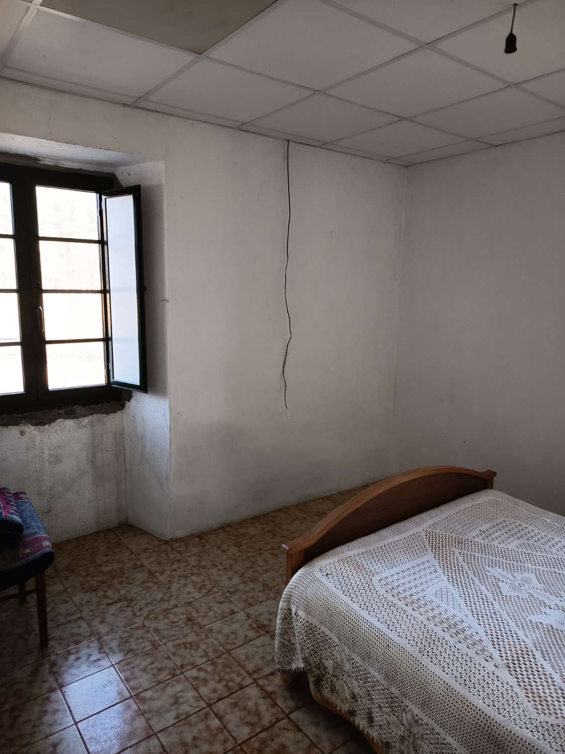 Prodáváme exkluzivně v Ambroa, Irixoa