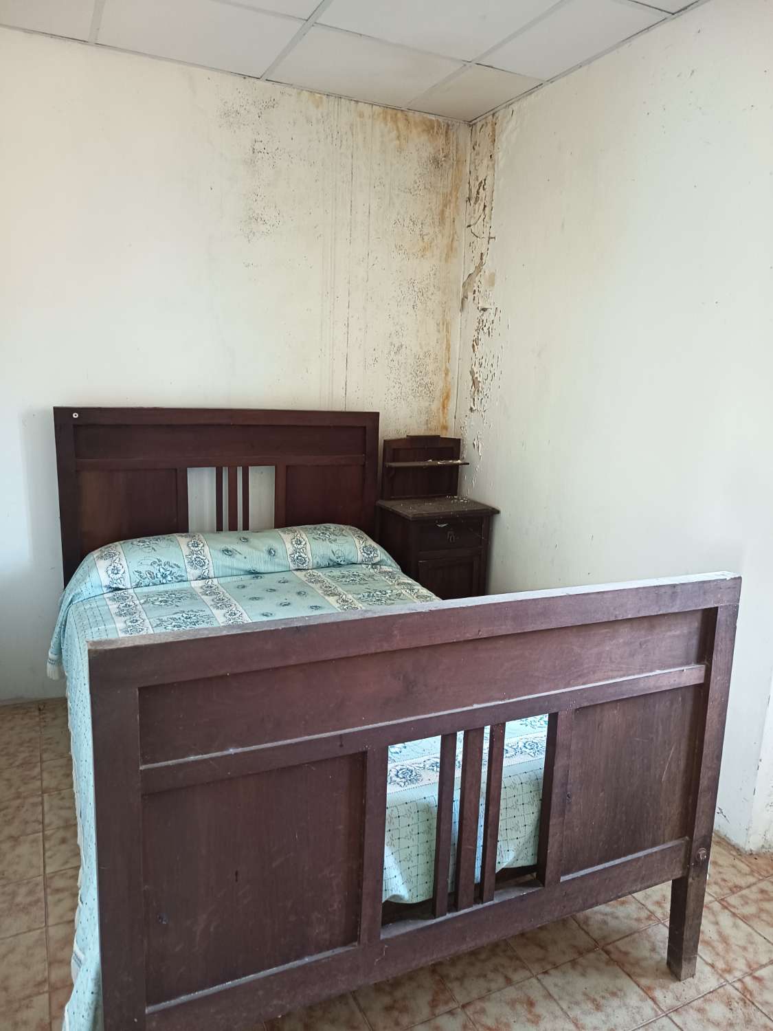 Prodáváme exkluzivně v Ambroa, Irixoa