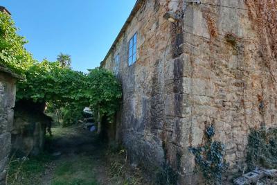 Maison de campagne à restaurer.