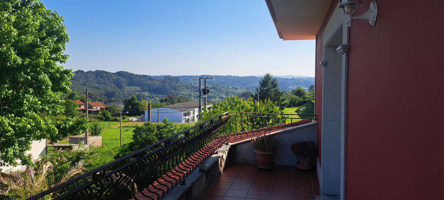 Vendemos  casa en Paderne, A Coruña