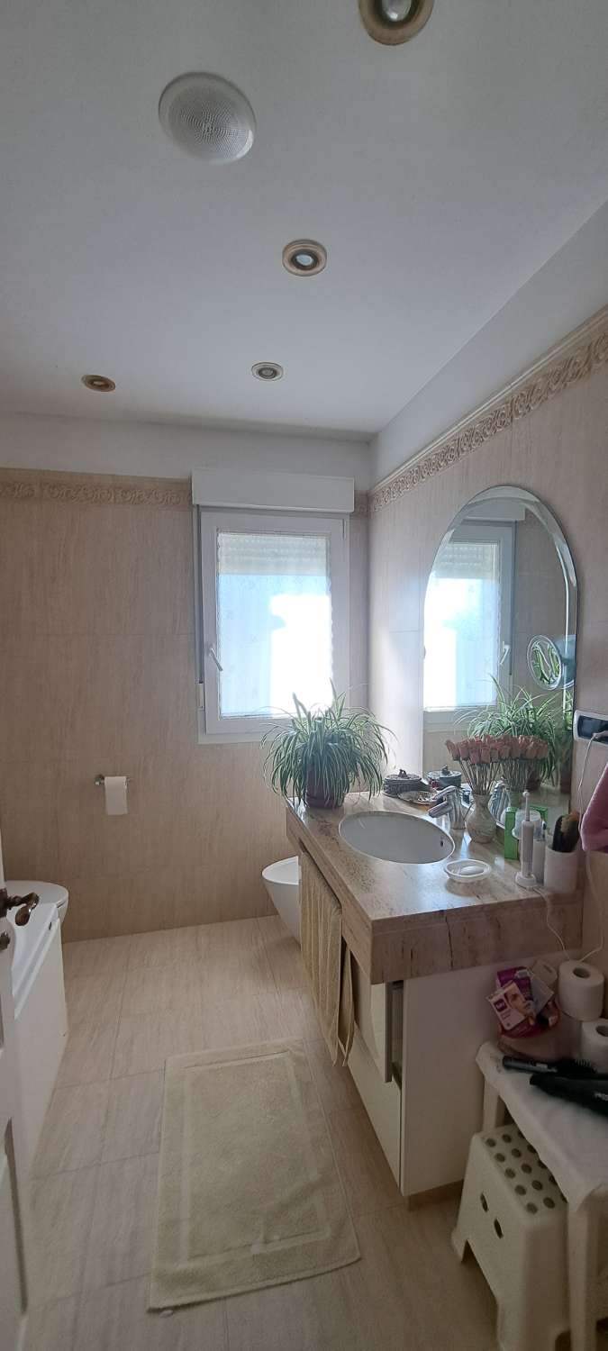 Vendemos  casa en Paderne, A Coruña