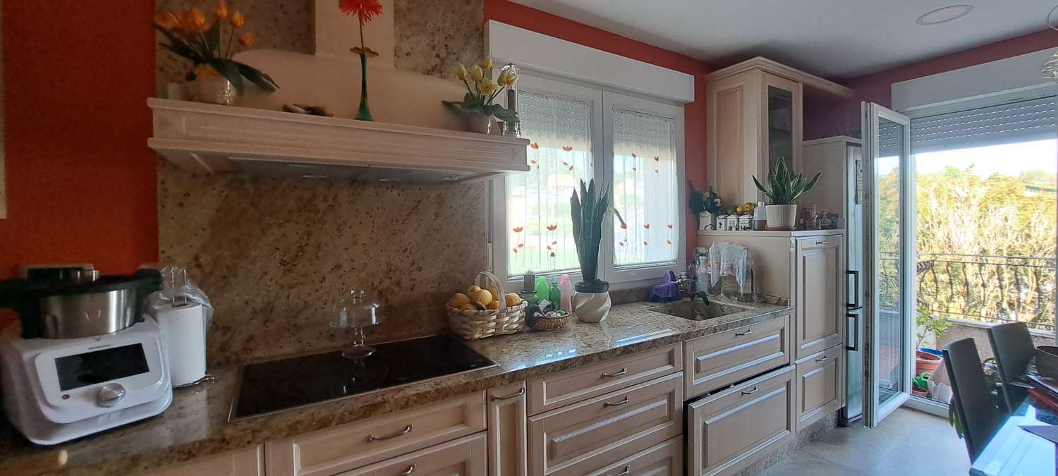 Vendemos  casa en Paderne, A Coruña