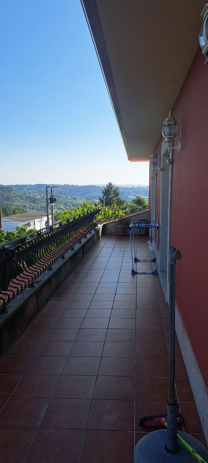 Vendemos  casa en Paderne, A Coruña