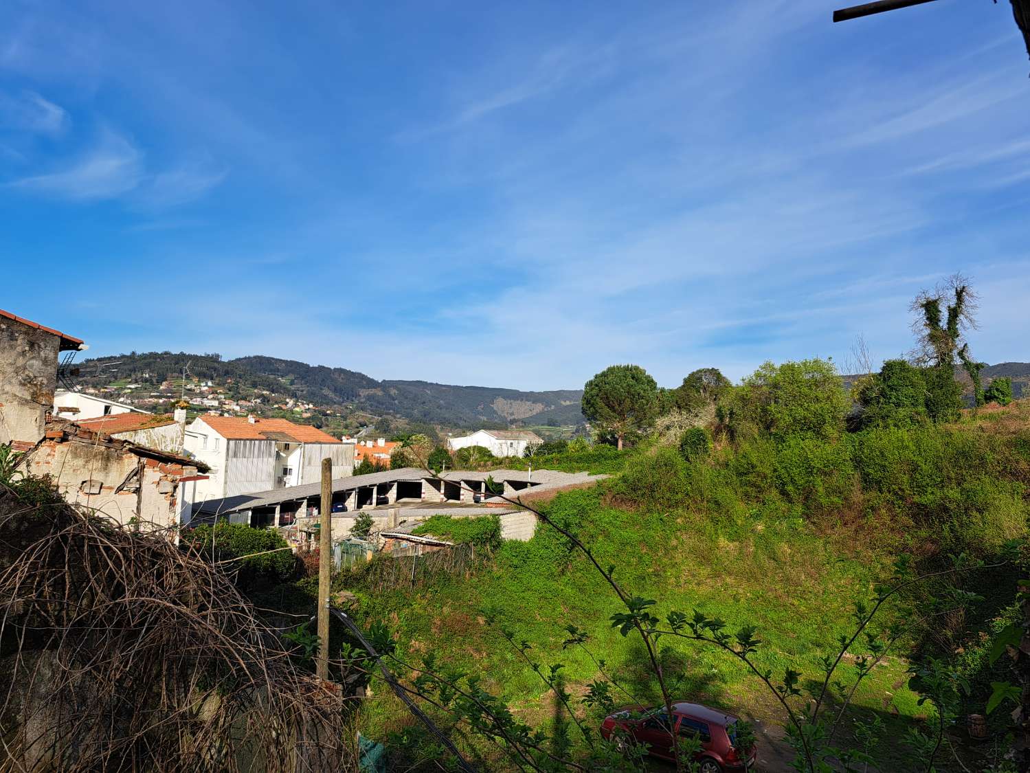 Nous vendons un terrain urbain à Pontedeume.