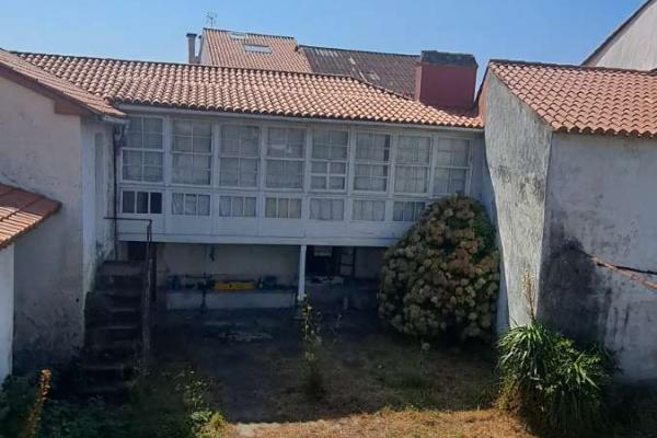 Casa in vendita a Neda