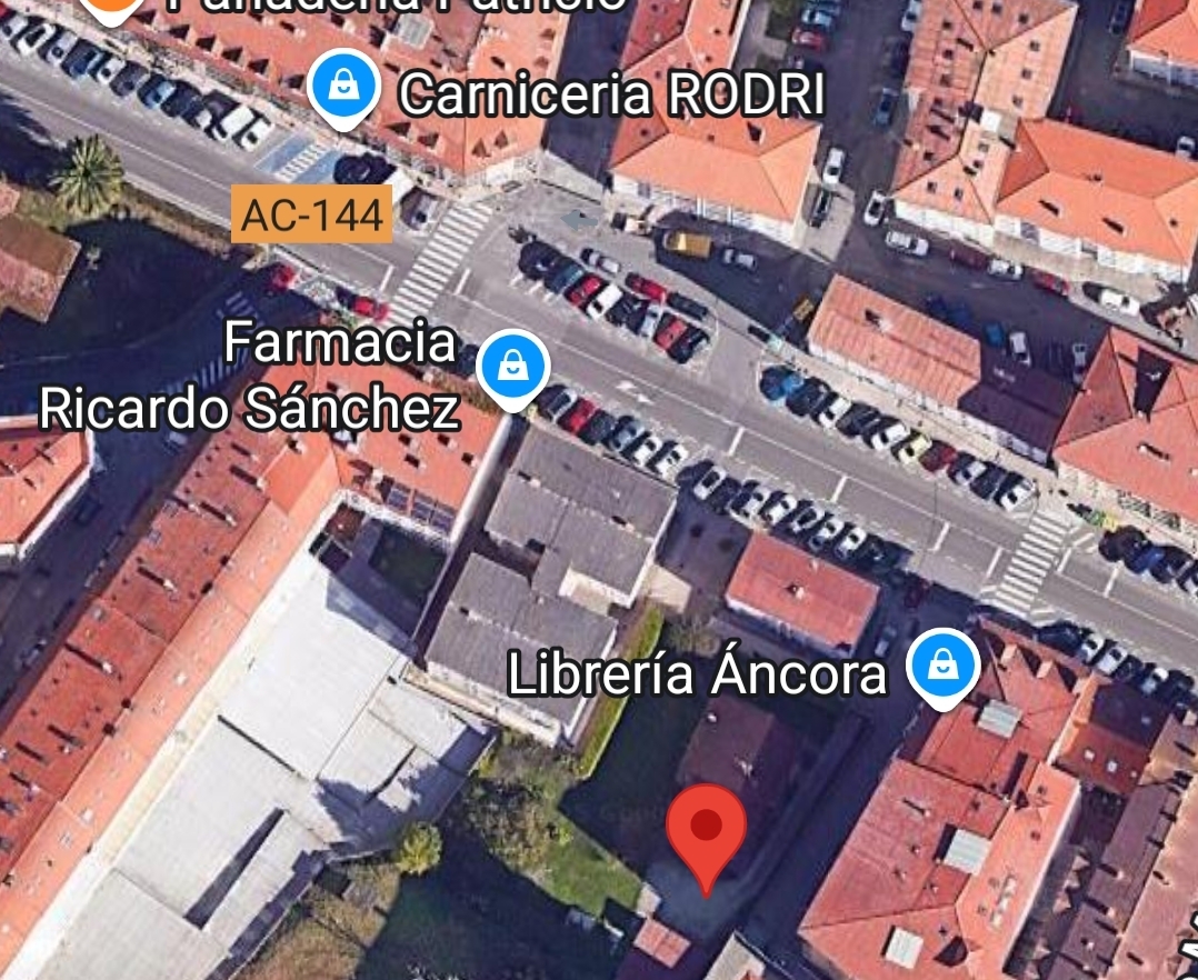 Vi selger denne bytomten i Pontedeume.