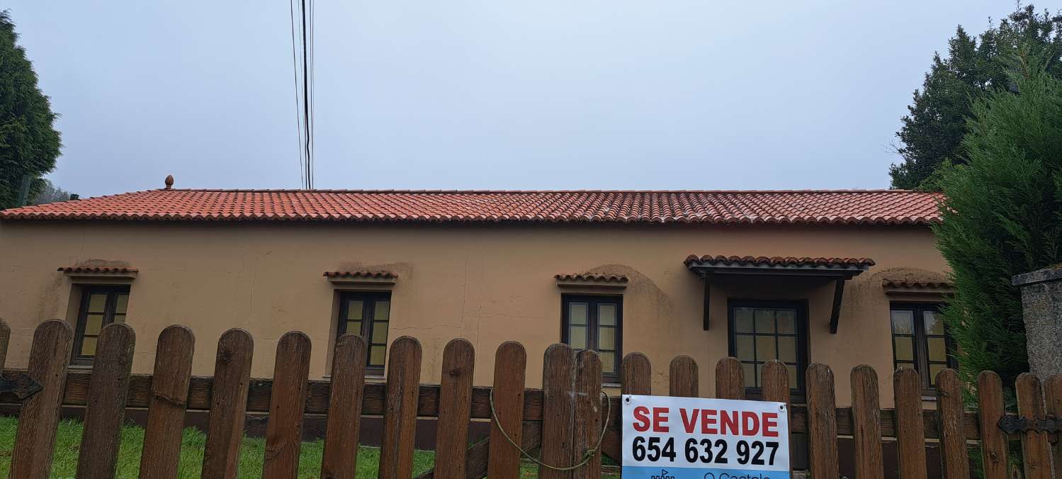 Vendemos casa en Cabanas