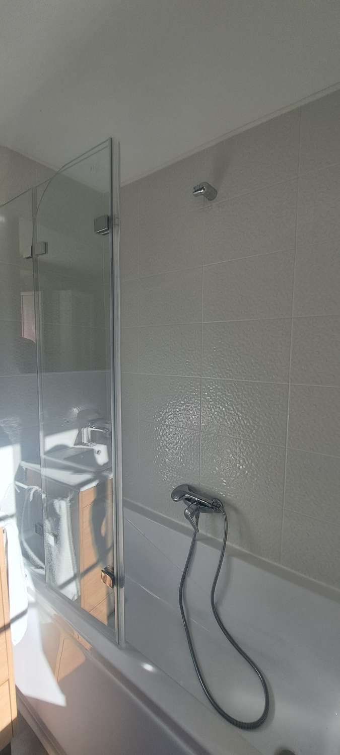 Wij verkopen uitsluitend huizen.