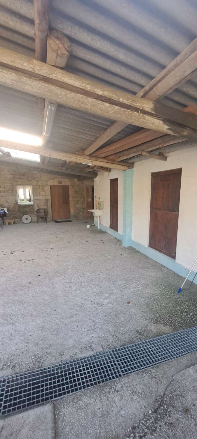 Wij verkopen uitsluitend huizen.