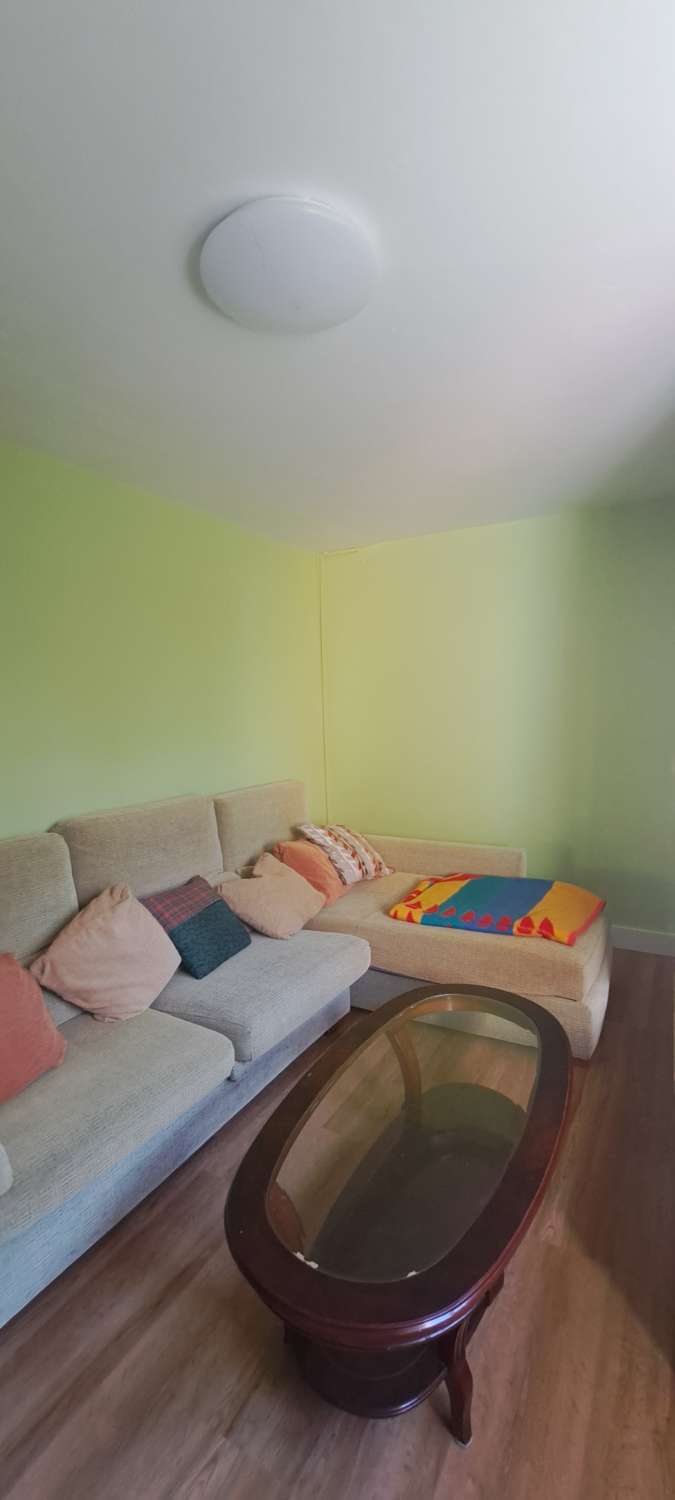 Wij verkopen uitsluitend huizen.