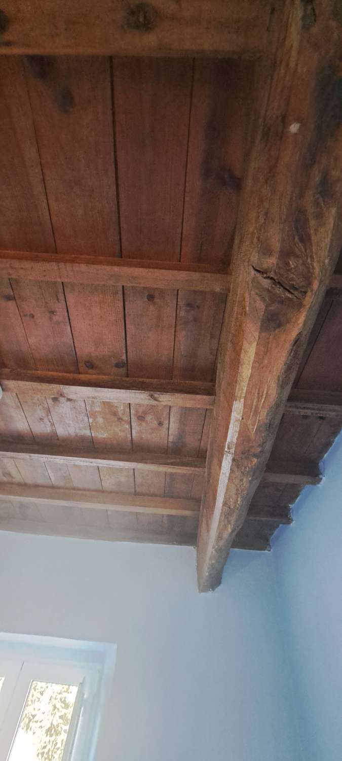 Wij verkopen uitsluitend huizen.