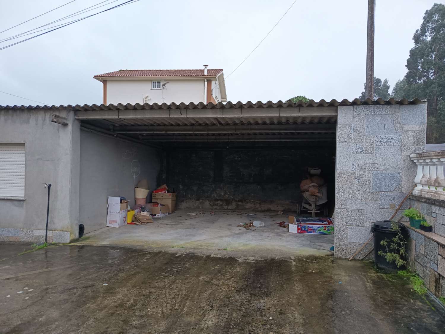 Prodáváme dům s pozemkem, exkluzivně.