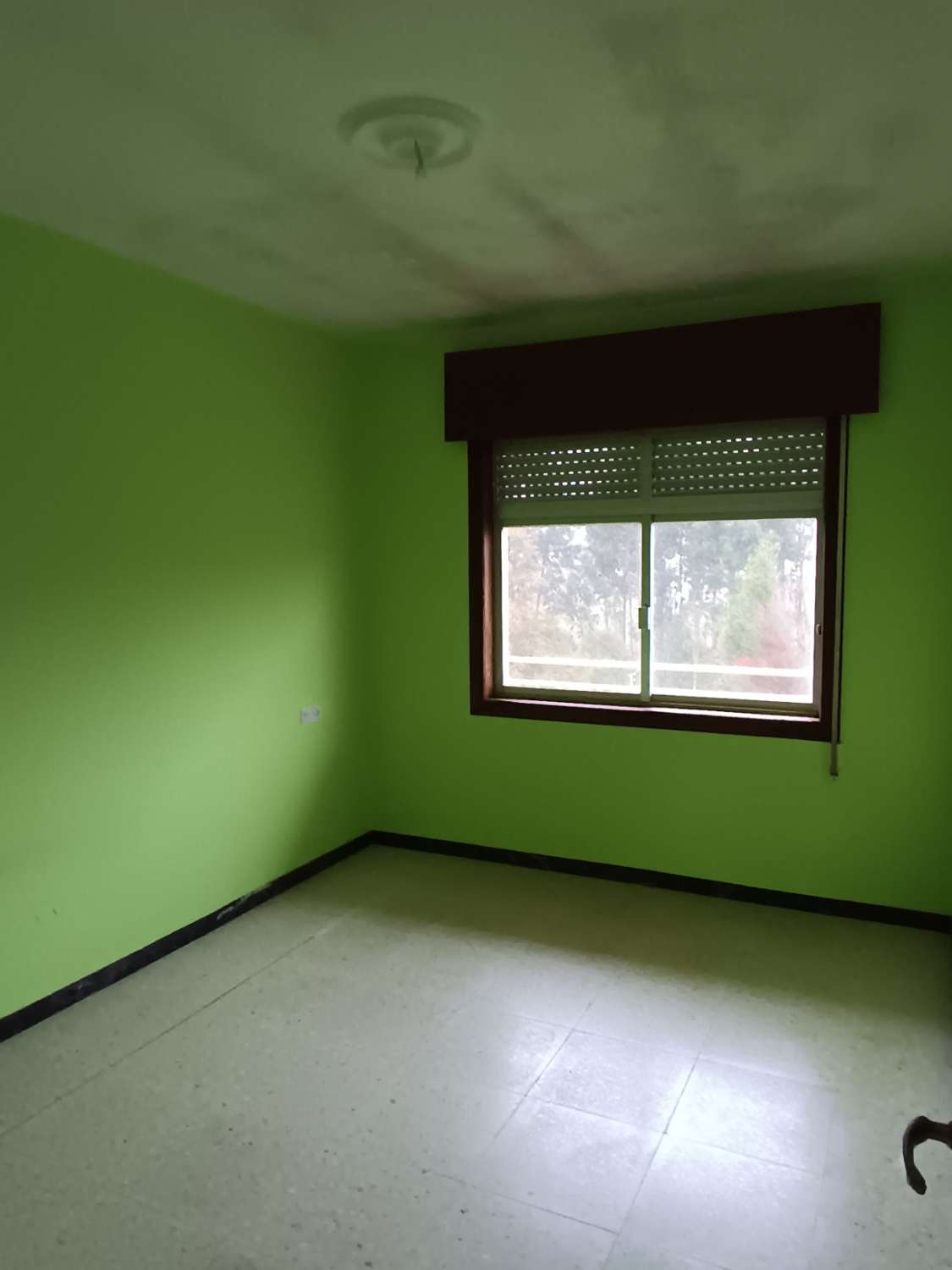 Prodáváme dům s pozemkem, exkluzivně.