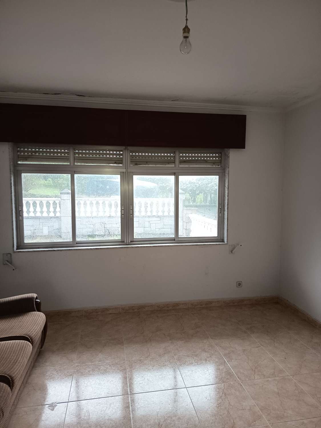 Prodáváme dům s pozemkem, exkluzivně.