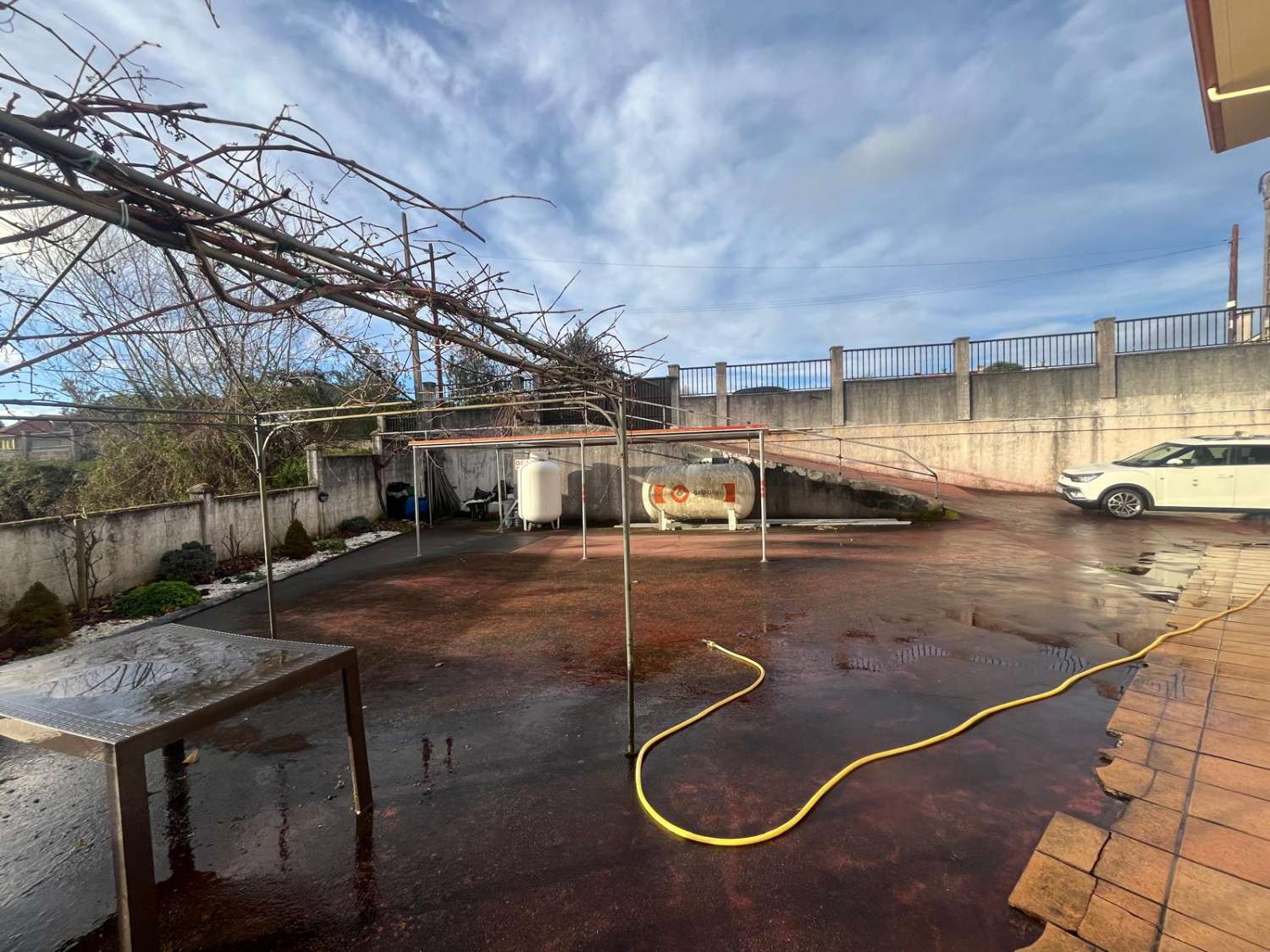 Stiamo vendendo un'esclusiva casa di lusso a Guísamo.