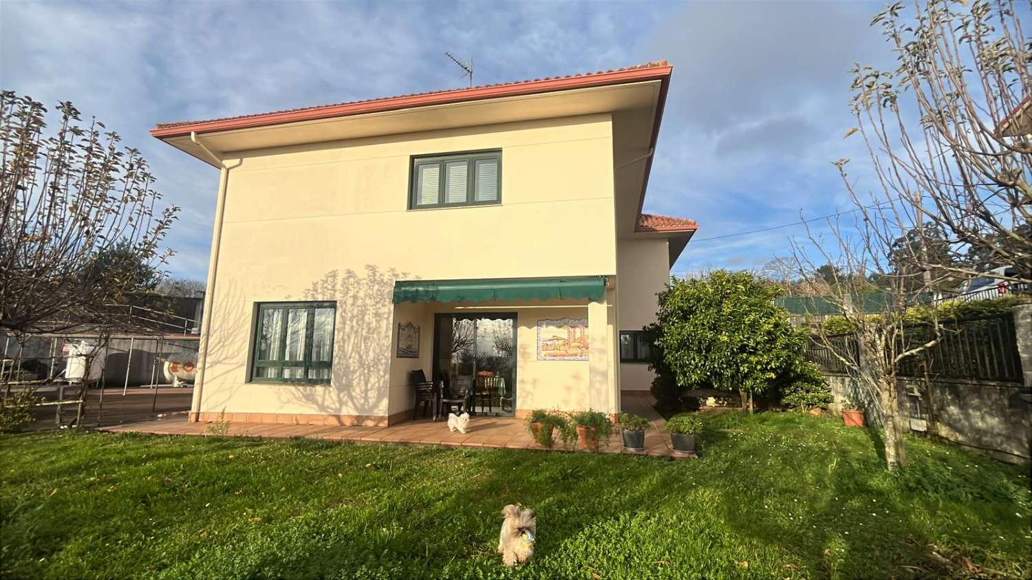 Stiamo vendendo un'esclusiva casa di lusso a Guísamo.