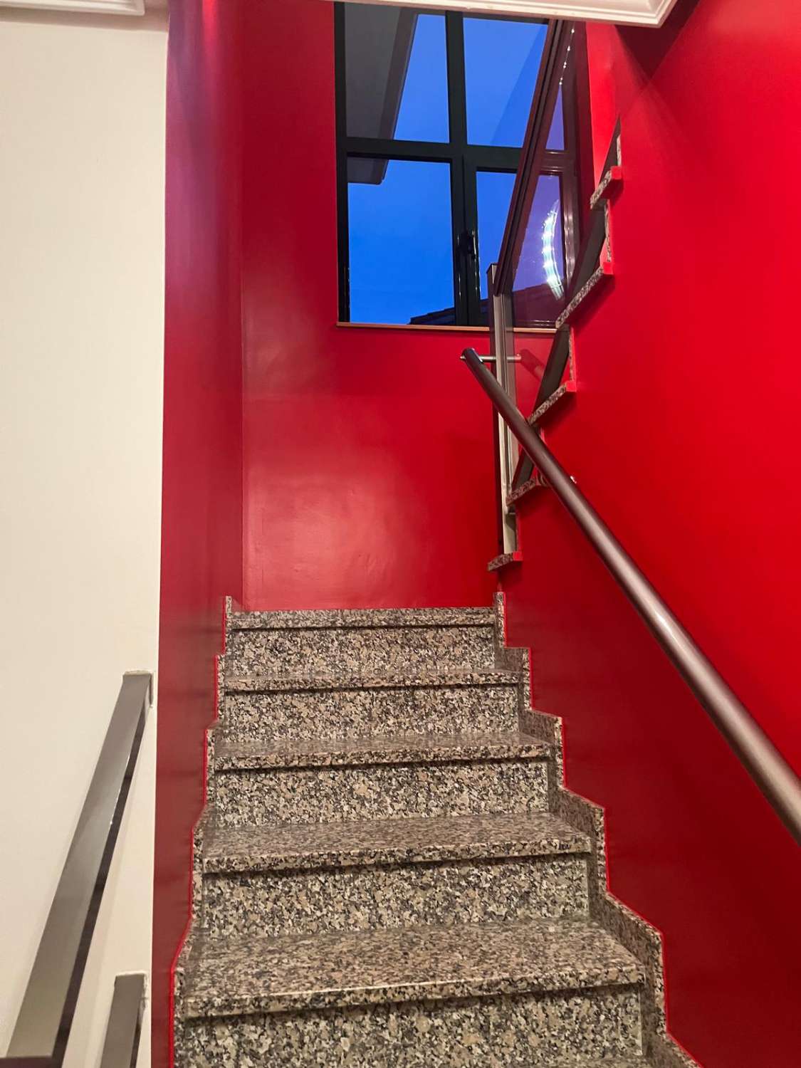 Stiamo vendendo un'esclusiva casa di lusso a Guísamo.