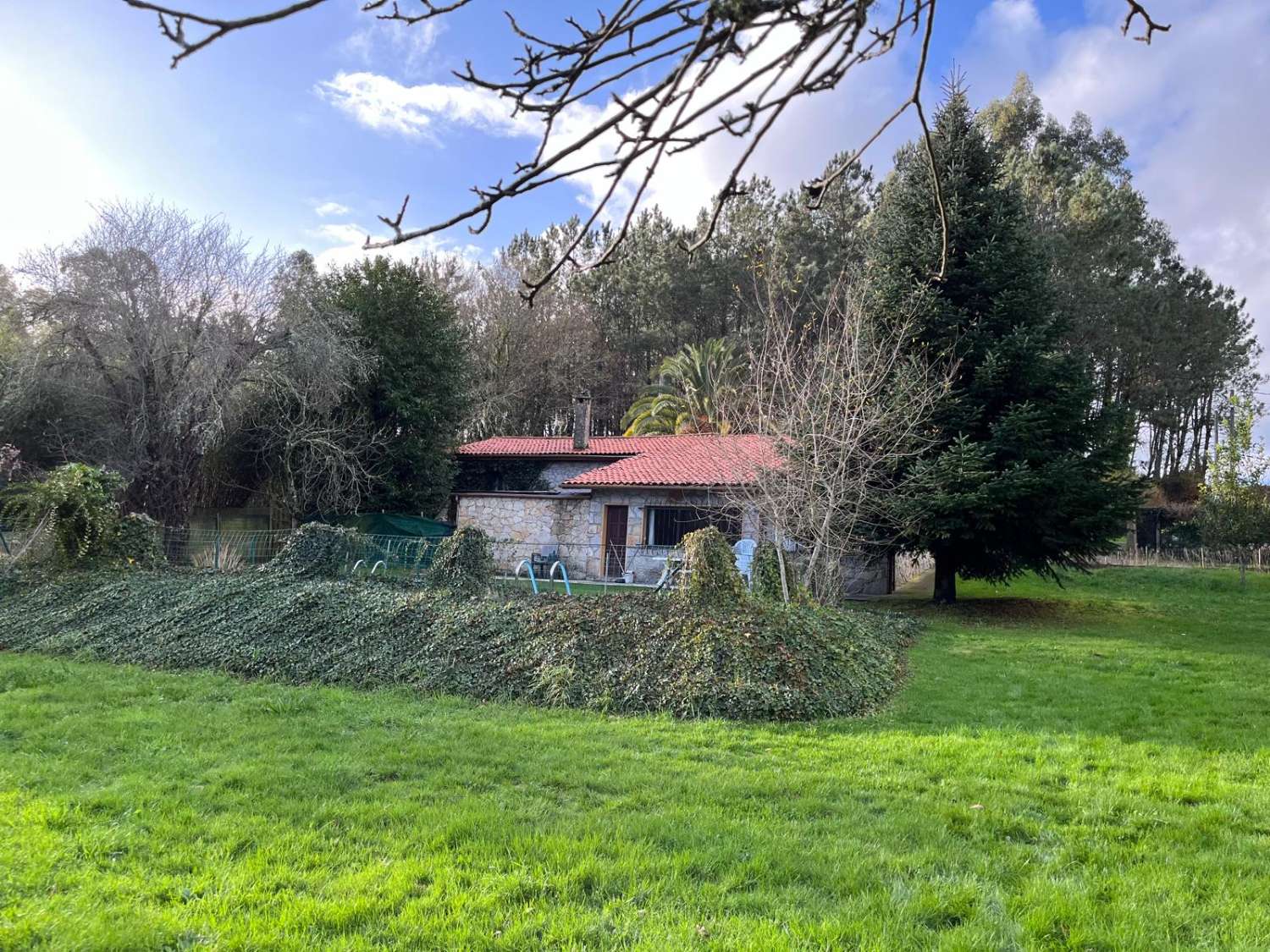 Prodáváme venkovský dům v Irixoa