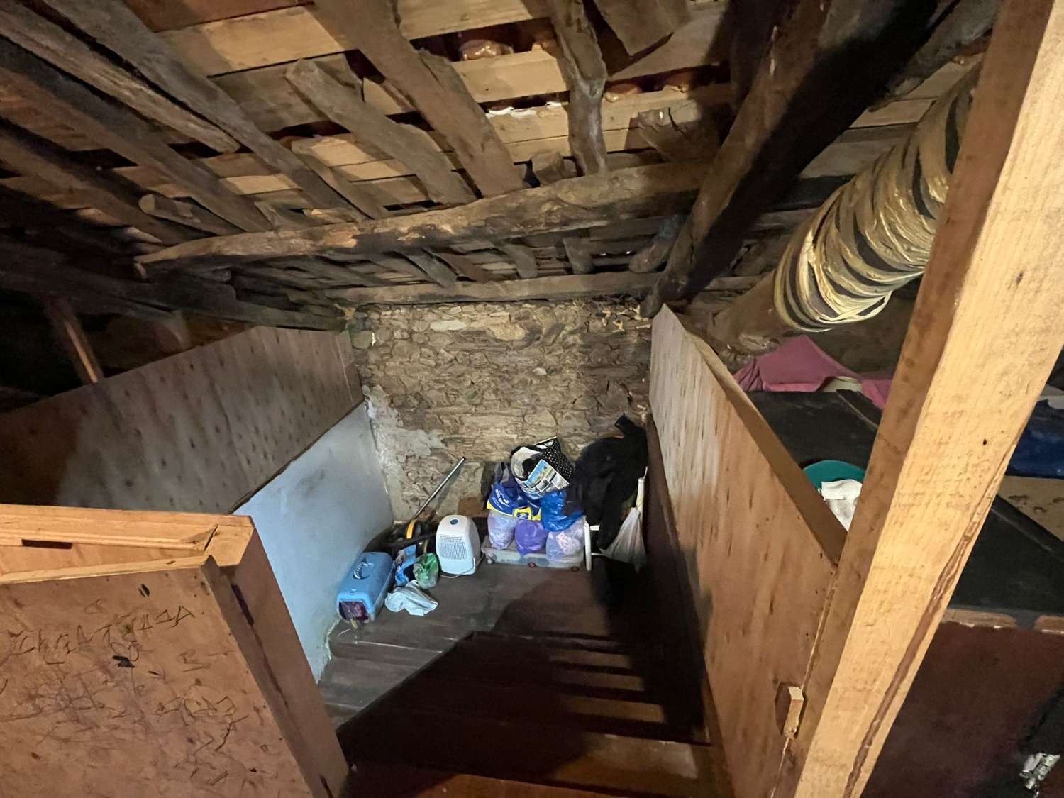 Se vende casa en Viñas. El Pedrido.