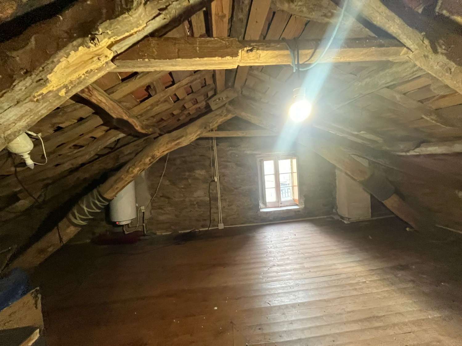 Se vende casa en Viñas. El Pedrido.