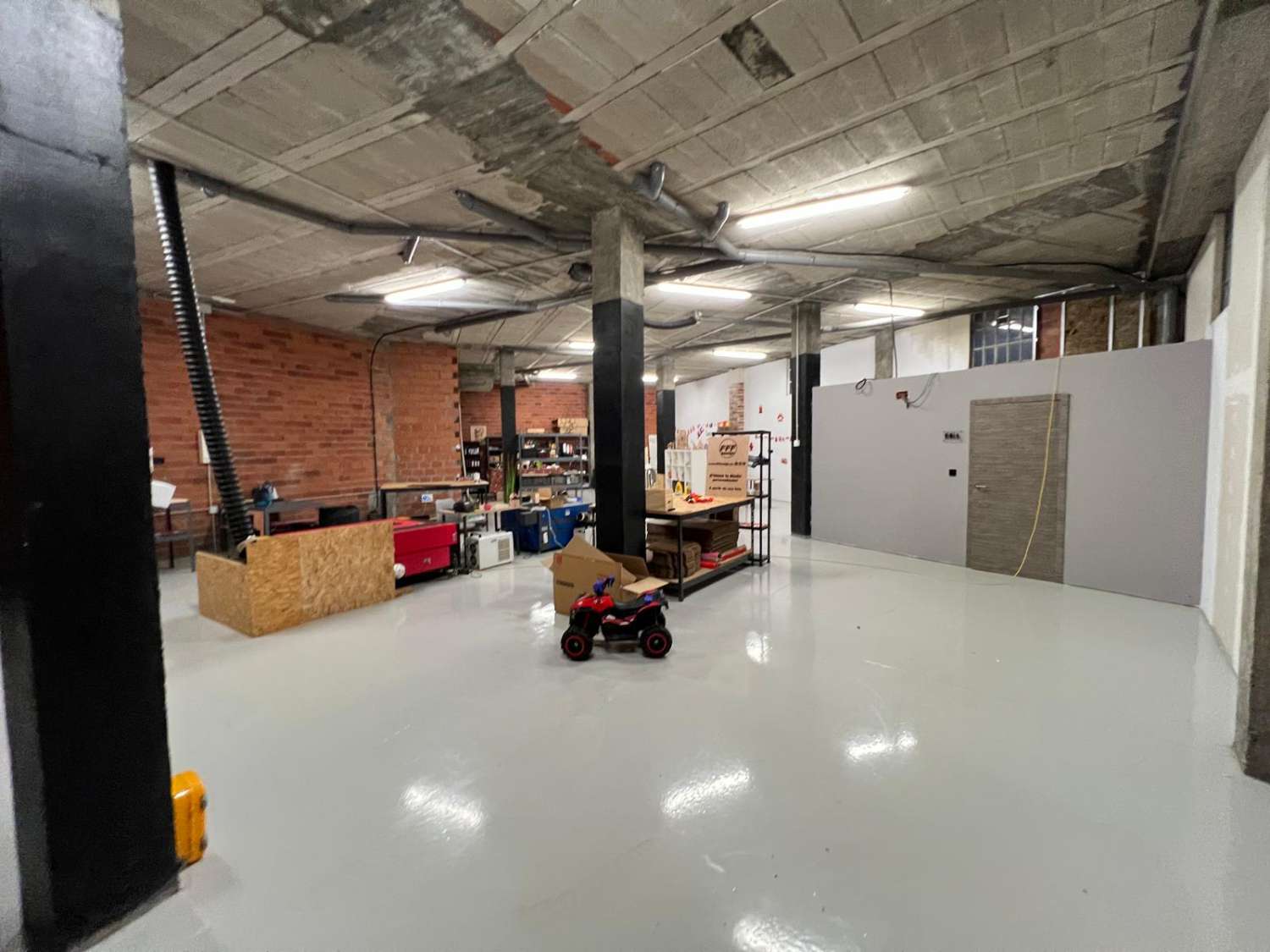 Vendemos bajo comercial en exclusiva.