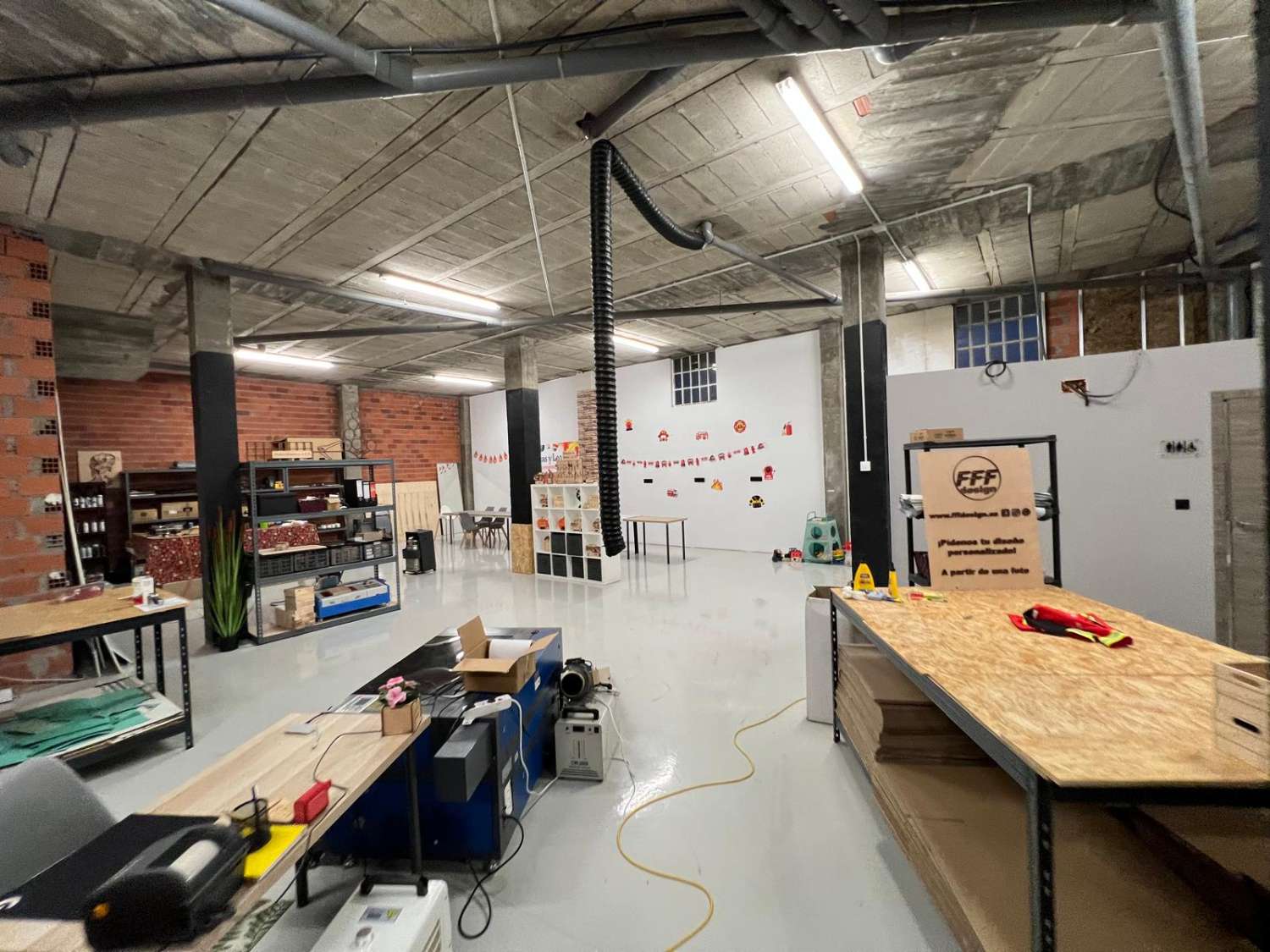 Vendemos bajo comercial en exclusiva.