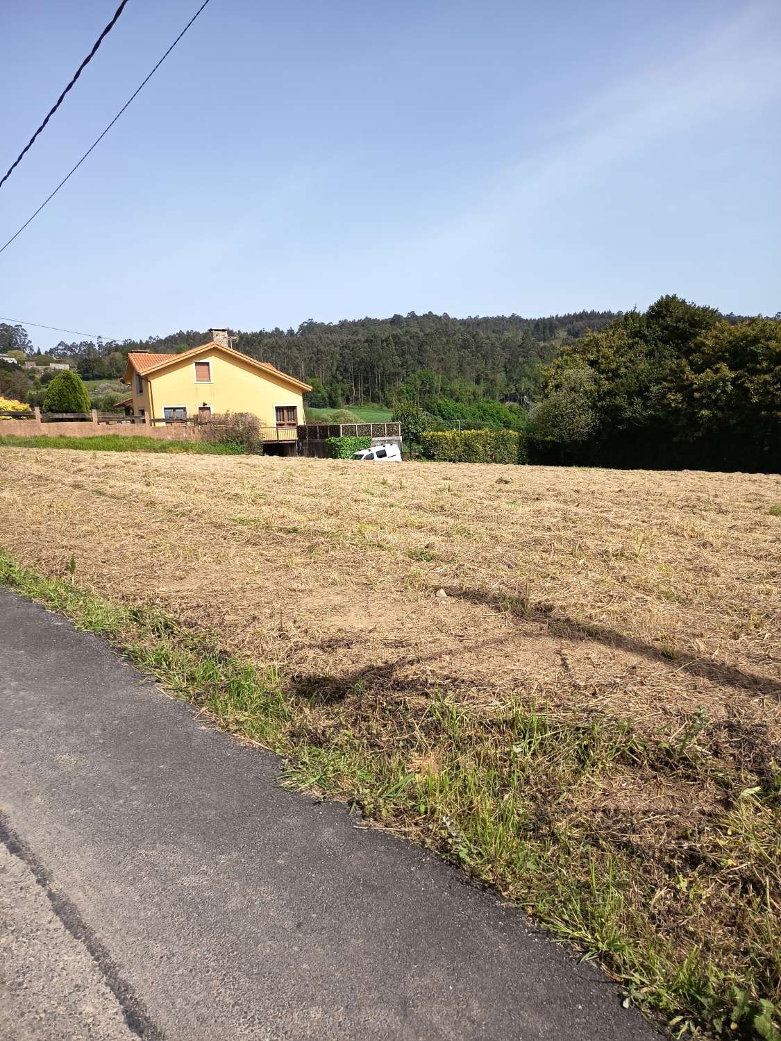 Myymme yksinomaan kaupunkimaata.